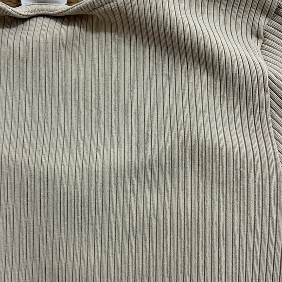H&M Ribbed Shirt - Picture 4 of 5